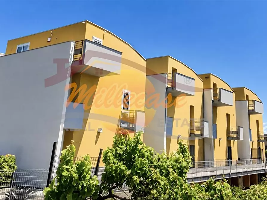 Immagine 21 di Appartamento in vendita  in viale garrone a Siracusa