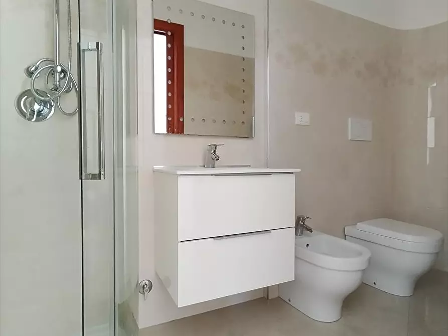 Immagine 17 di Villa in vendita  a Taurianova