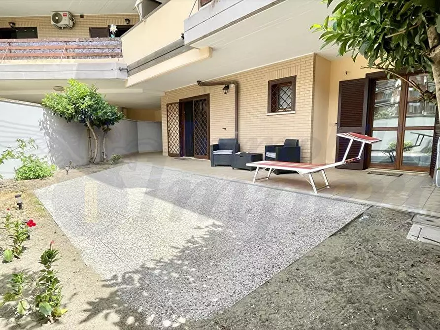 Immagine 3 di Appartamento in vendita  in Via Carlo Alberto dalla Chiesa 74 a Pomezia