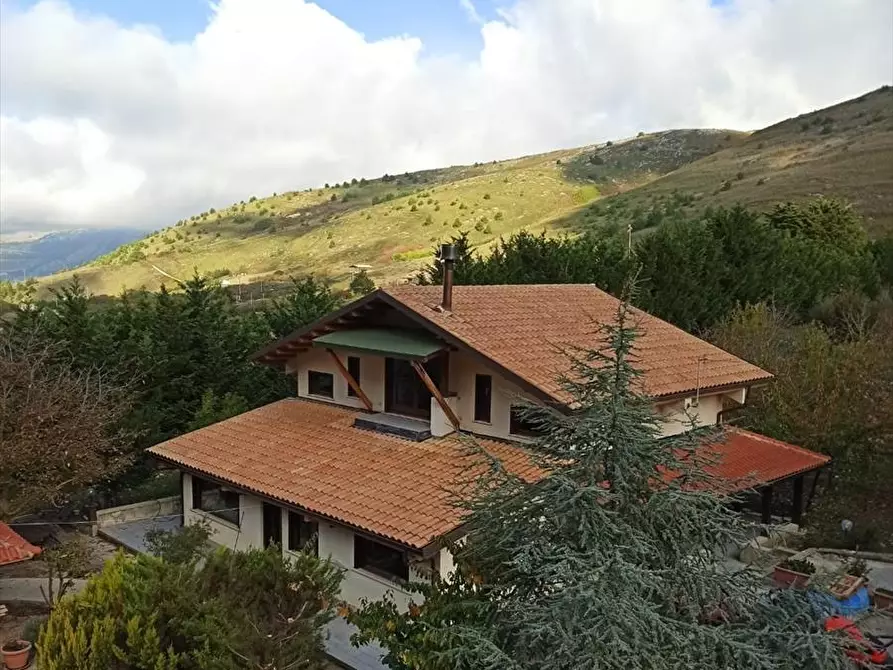 Immagine 8 di Villa in vendita  in contrada Margimuto a Santo Stefano Quisquina