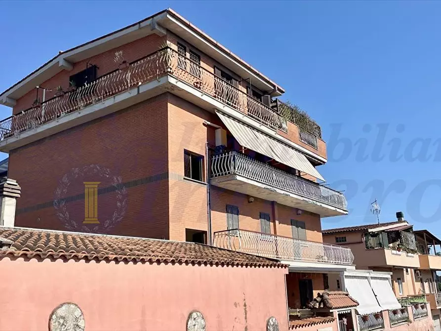 Immagine 1 di Appartamento in vendita  in Via Gussola 20 a Roma