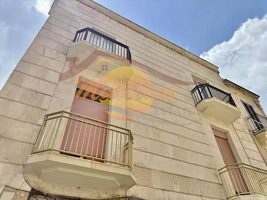 Immagine 4 di Appartamento in vendita  in via Vittorio veneto a Siracusa