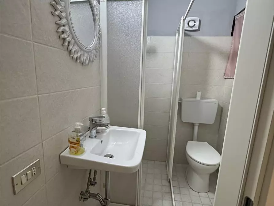 Immagine 10 di Appartamento in affitto  a Taurianova