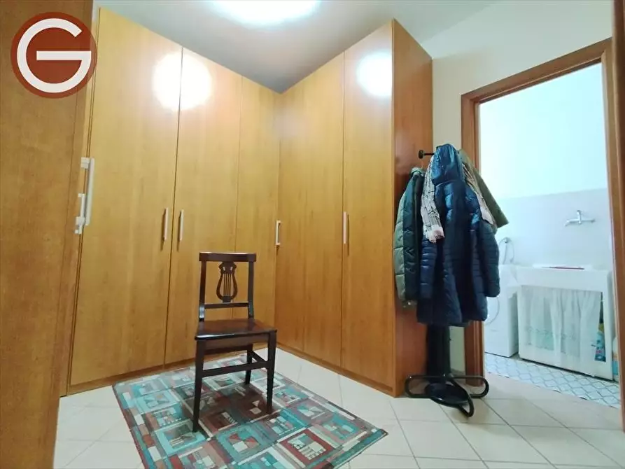 Immagine 21 di Appartamento in vendita  a Gioia Tauro