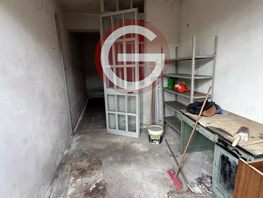 Immagine 7 di Deposito in vendita  a Taurianova