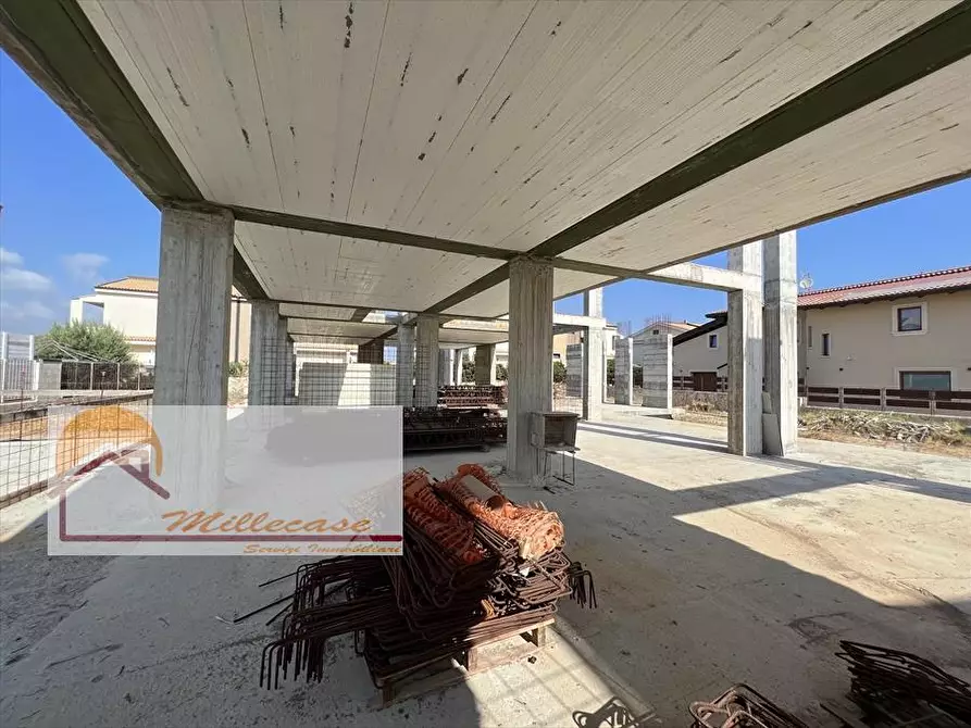 Immagine 27 di Villa in vendita  in VIALE EPIPOLI a Siracusa