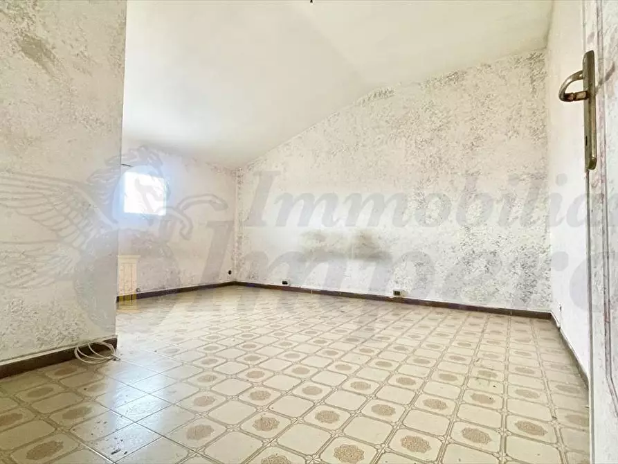 Immagine 11 di Appartamento in vendita  in Viale Nuova California n.8 a Ardea