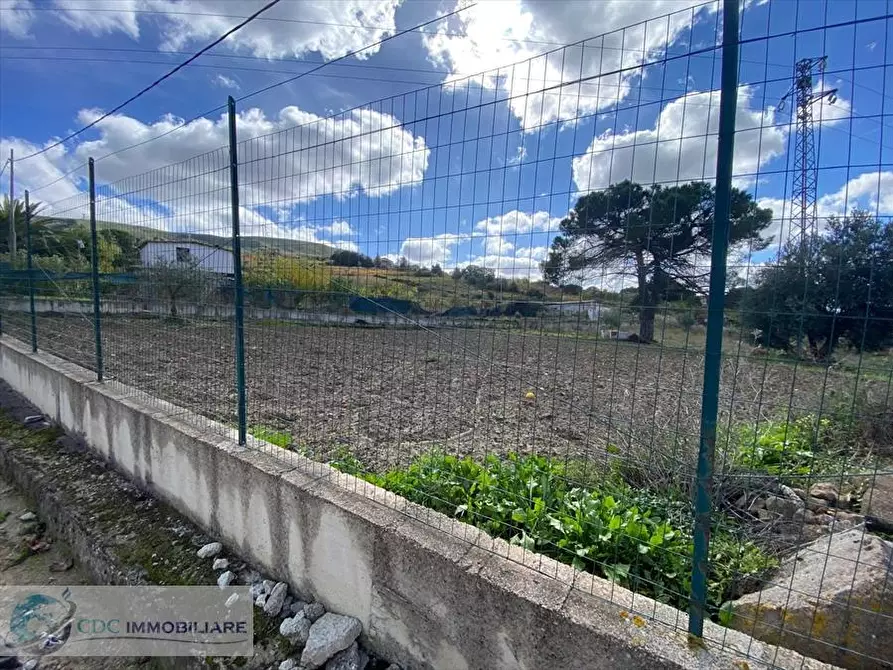 Immagine 4 di Terreno agricolo in vendita  in Via Giacomo Leopardi a Valledolmo