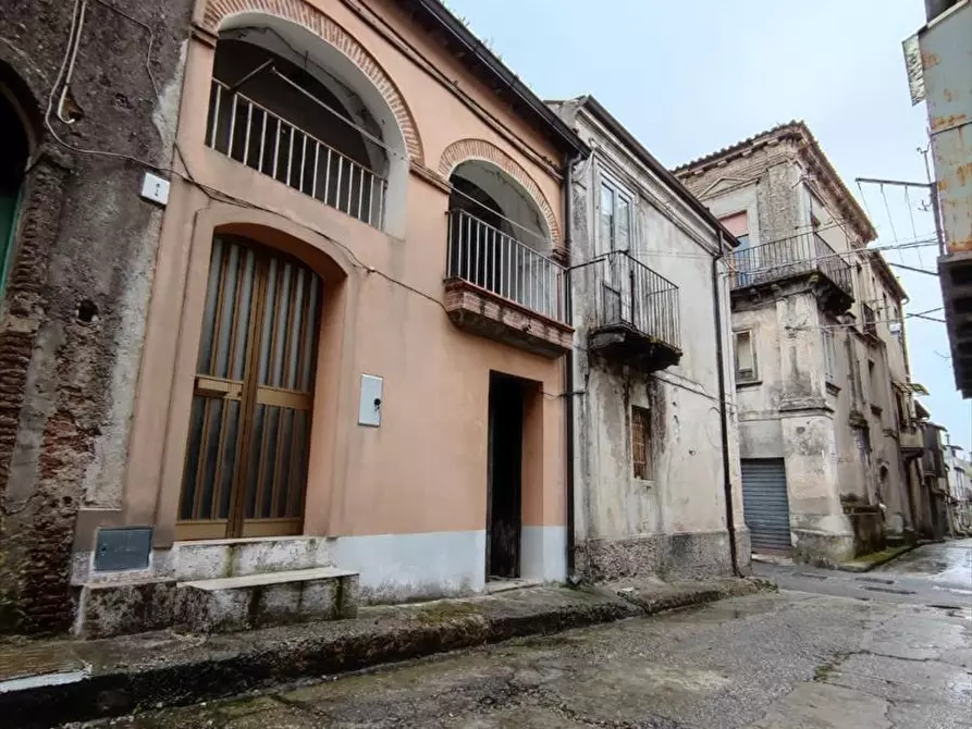 Immagine 2 di Deposito in vendita  a Cittanova