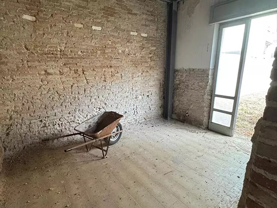 Immagine 9 di Casa indipendente in vendita  a Taurianova