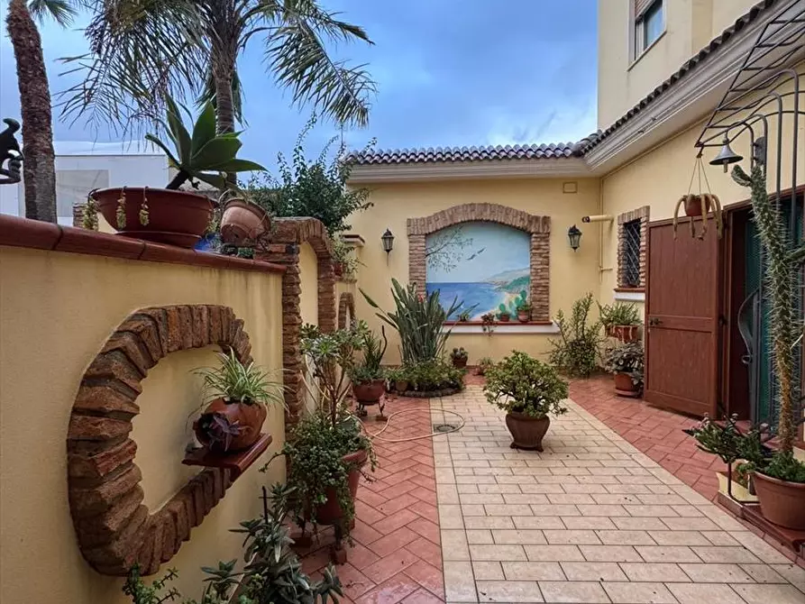 Immagine 4 di Appartamento in vendita  a San Ferdinando