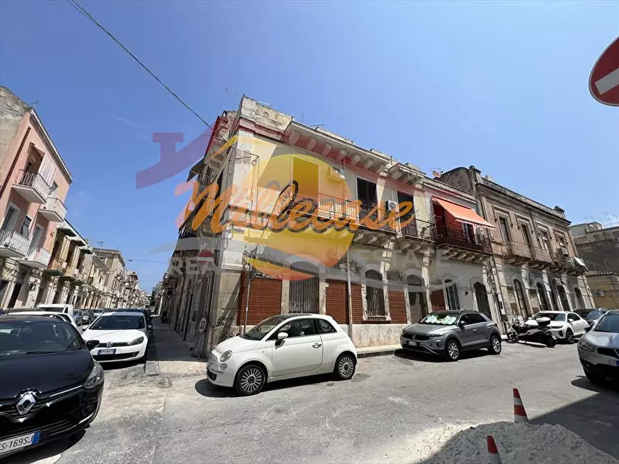Immagine 2 di Casa indipendente in vendita  in VIA VINCENZO STATELLA a Siracusa