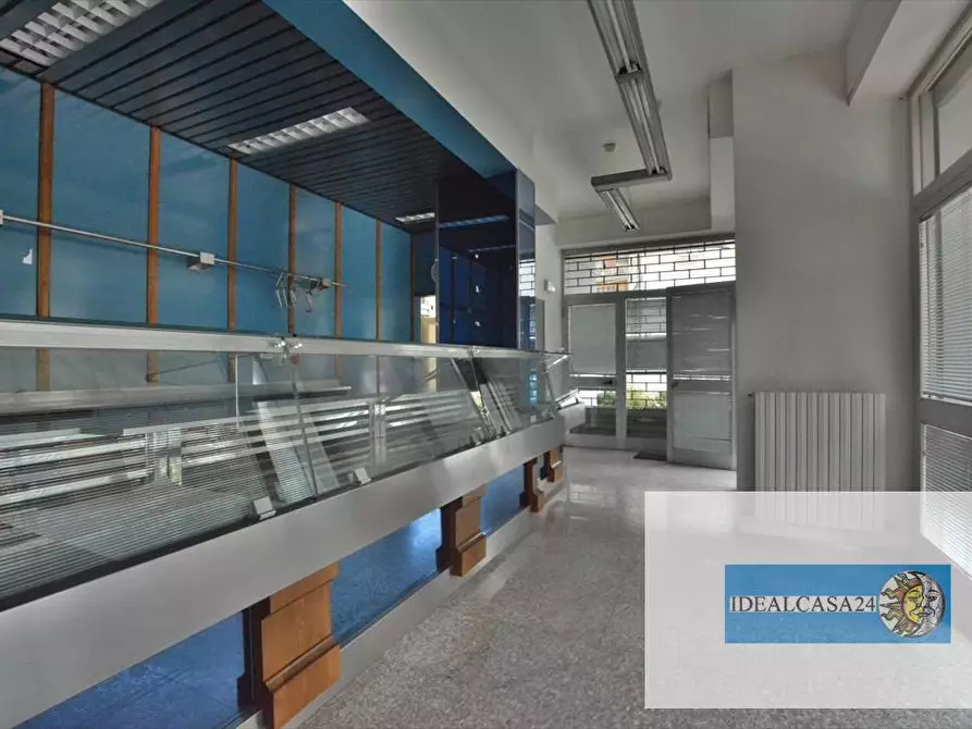 Immagine 13 di Locale residenziale in vendita  in macerata via Goffredo mameli 39 a Macerata