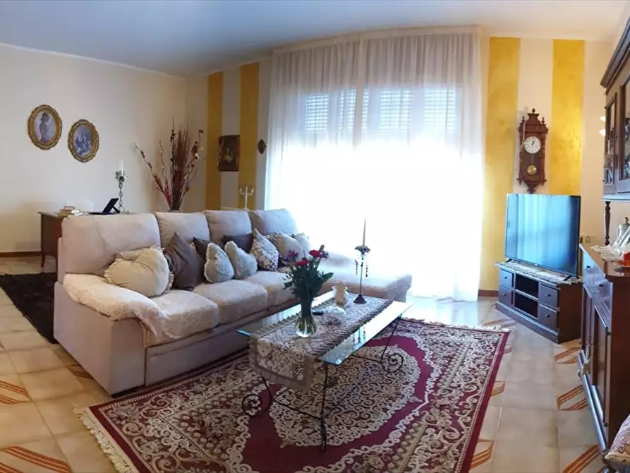 Immagine 1 di Appartamento in vendita  a Taurianova