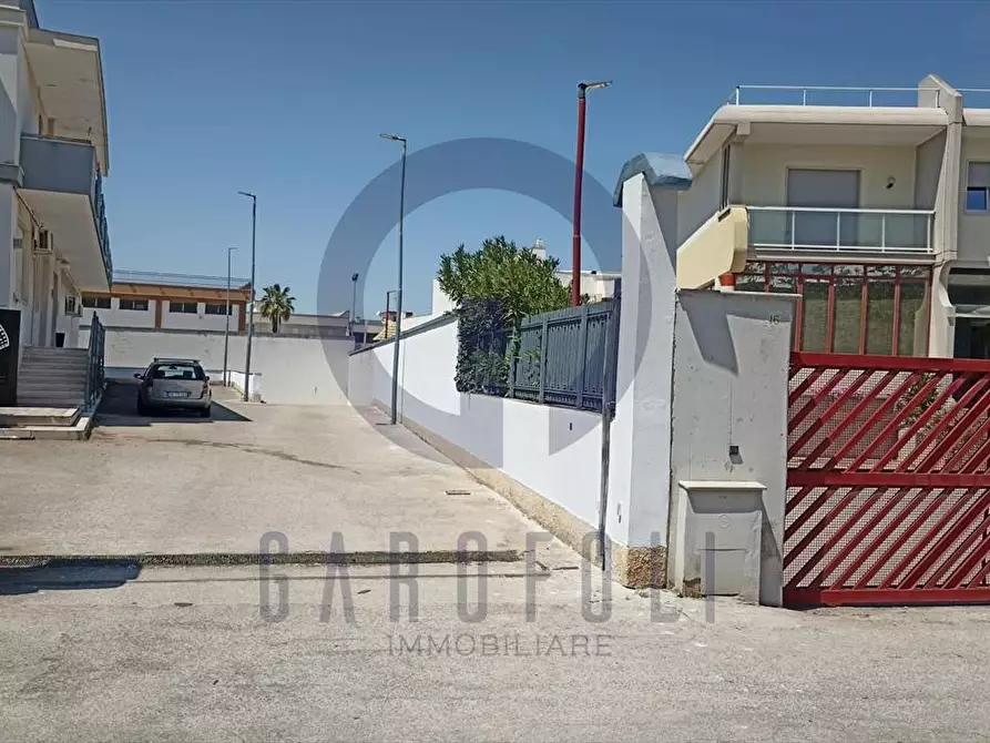 Immagine 2 di Capannone industriale in affitto  in Via Ruvo  a Bisceglie