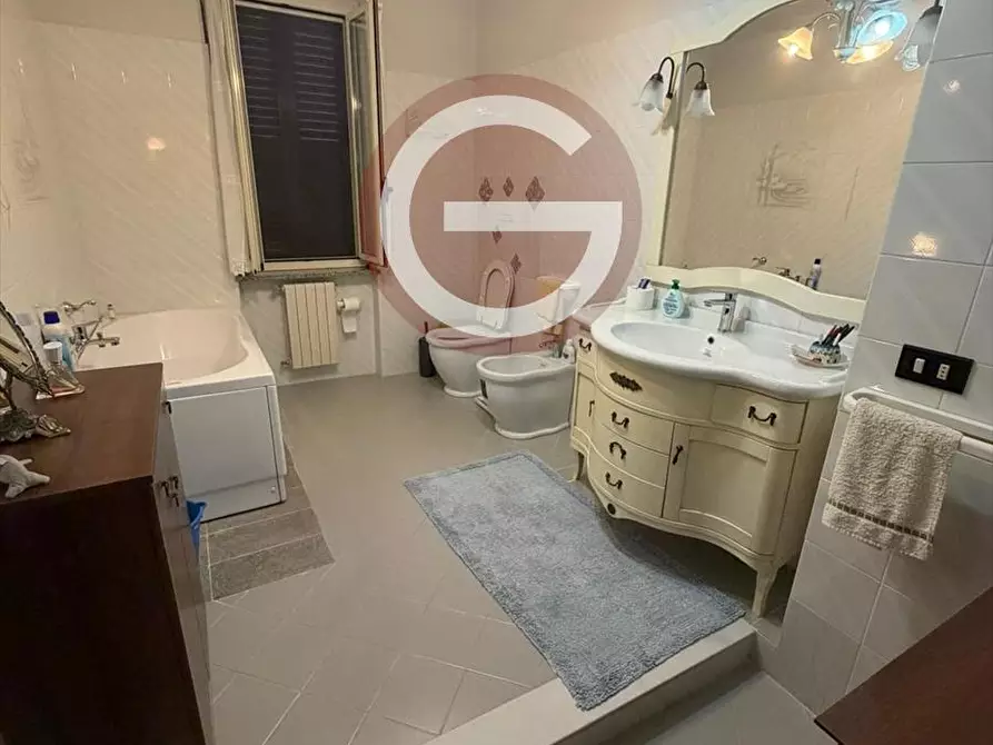 Immagine 11 di Villa in vendita  a Cinquefrondi