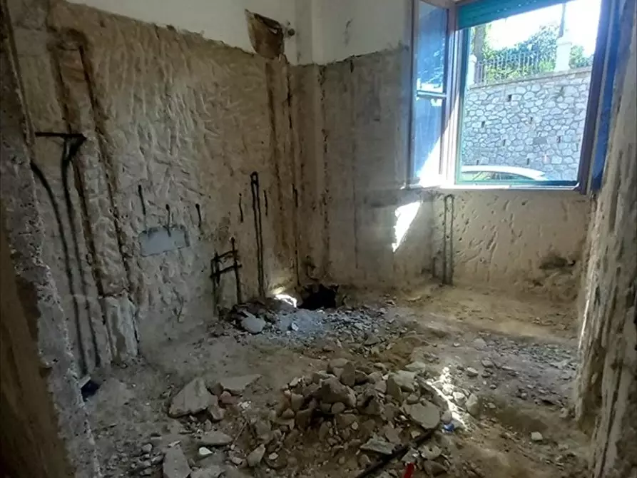 Immagine 14 di Appartamento in vendita  a Cinquefrondi