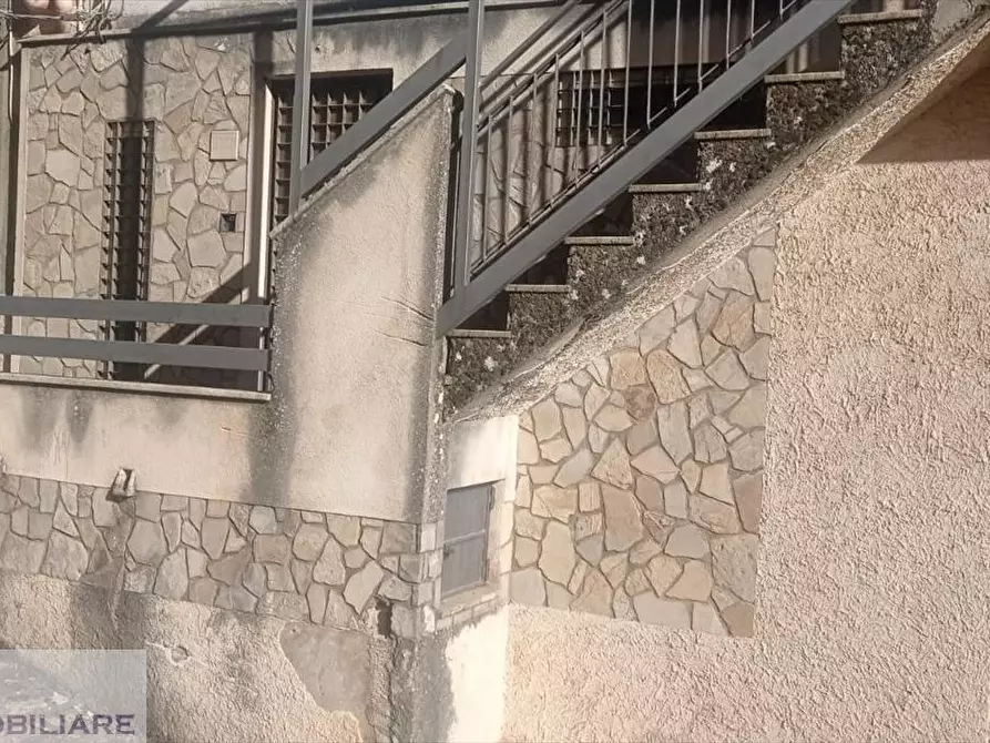 Immagine 2 di Casa indipendente in vendita  in Via Madonna 14 prizzi a Prizzi
