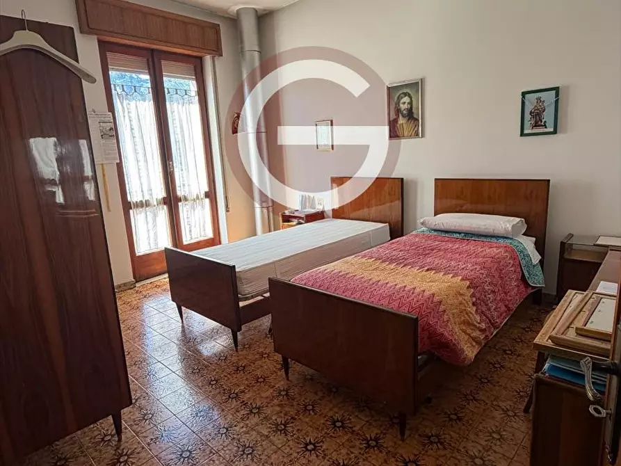 Immagine 10 di Casa indipendente in vendita  a Taurianova