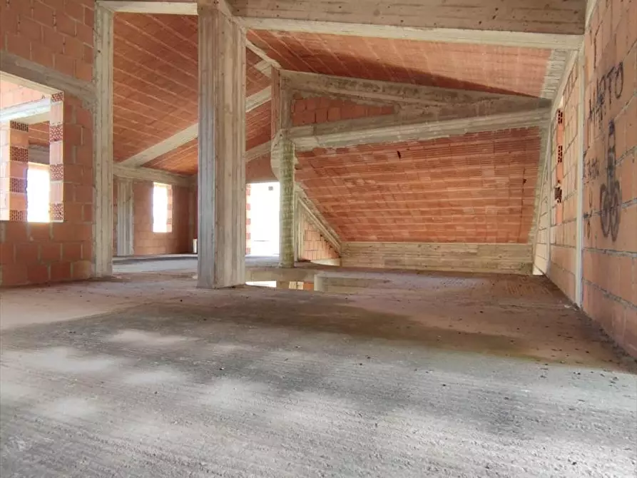 Immagine 7 di Villa in vendita  in parallela viale san martino a Taurianova