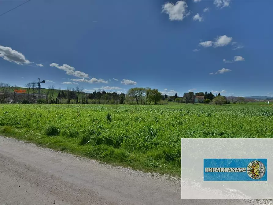 Immagine 30 di Terreno edificabile in vendita  in Tolentino Via Marco Biagi  a Tolentino