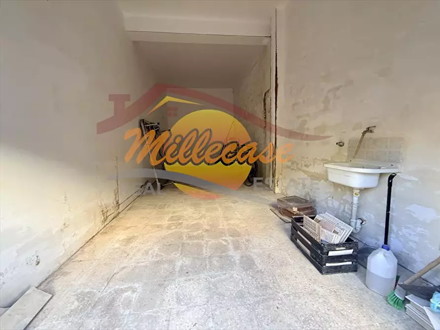 Immagine 8 di Garage in vendita  in VIA VANVITELLI a Siracusa