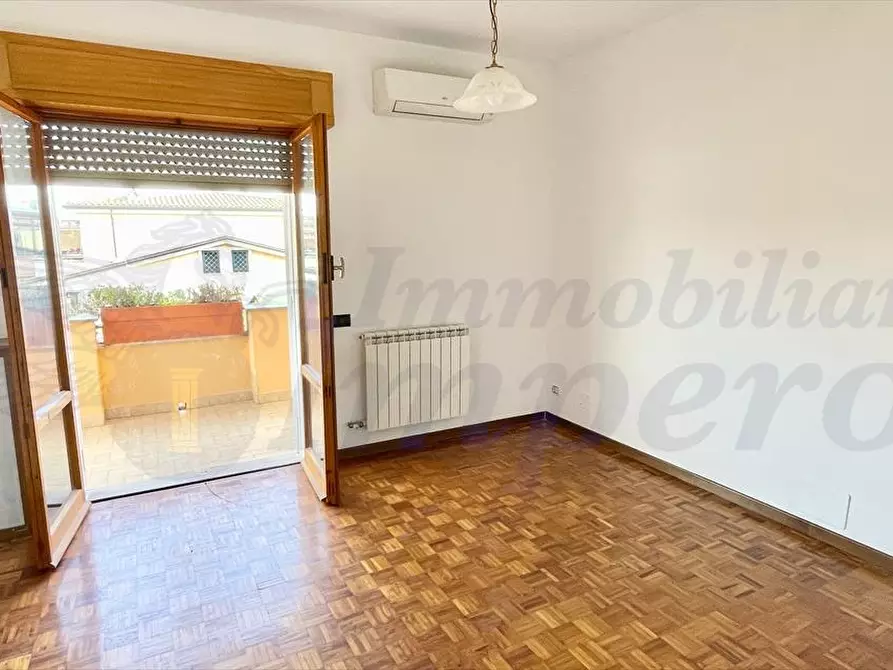 Immagine 14 di Villa in vendita  in Via Corleone n. 1 a Pomezia