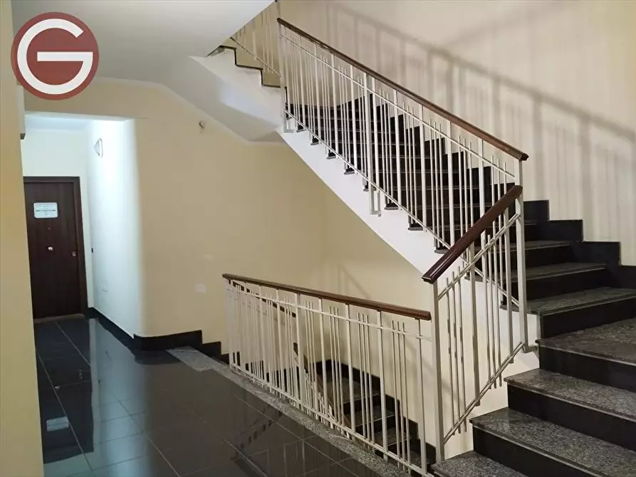 Immagine 14 di Appartamento in vendita  a Gioia Tauro