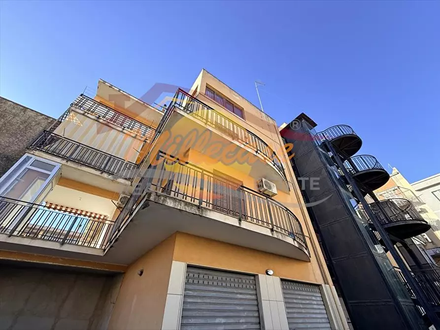 Immagine 11 di Garage in vendita  in VIA VANVITELLI a Siracusa