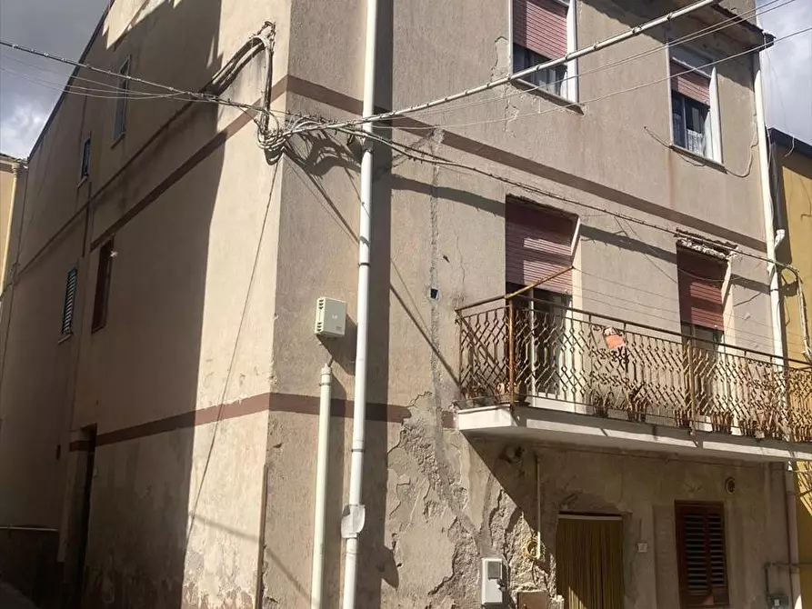 Immagine 1 di Casa indipendente in vendita  in Via Mesi 4 a Alia