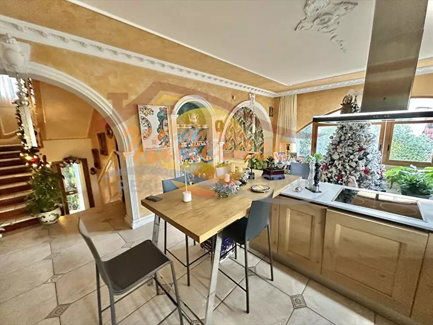 Immagine 4 di Villa in vendita  in TRAVERSA SINERCHIA a Siracusa