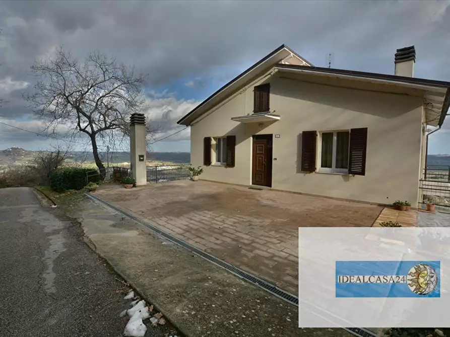 Immagine 8 di Casa indipendente in vendita  in Pollenza C.da Fontangela a Pollenza