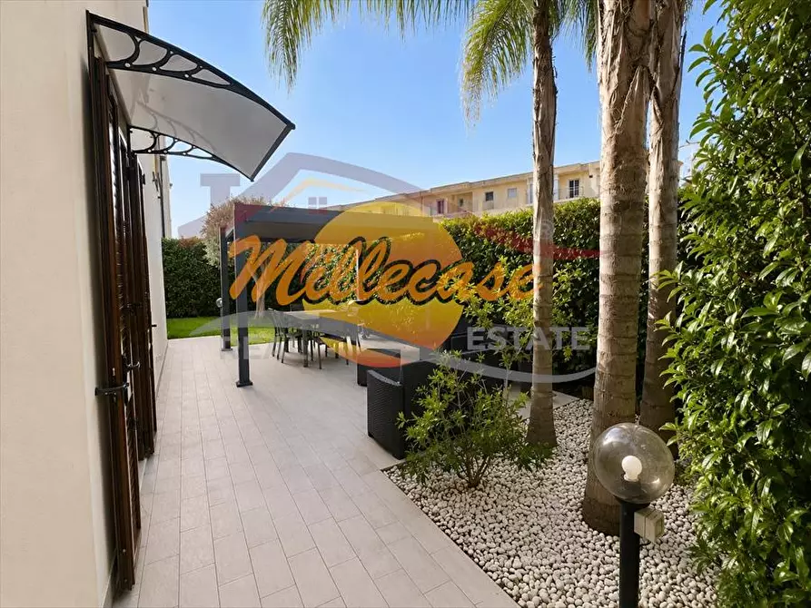 Immagine 27 di Villa in vendita  in VIA LUIGI MONTI a Siracusa