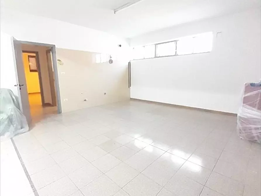 Immagine 17 di Appartamento in vendita  a Taurianova