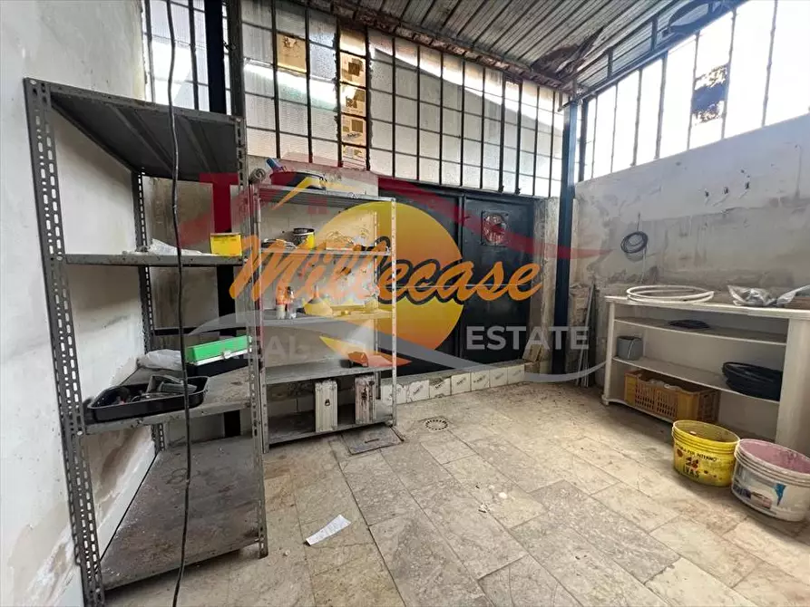 Immagine 4 di Capannone industriale in vendita  a Siracusa
