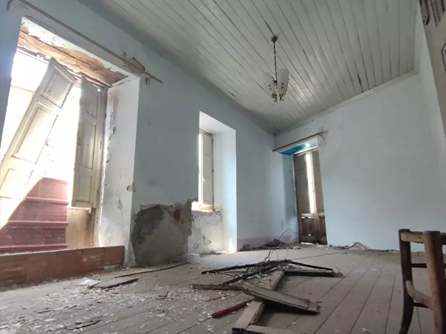 Immagine 9 di Casa indipendente in vendita  in VIA CORSO GARIBALDI / Via Giuseppe Fonti  a Cittanova