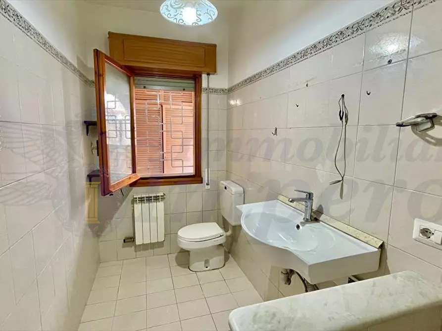 Immagine 11 di Villa in vendita  in Via Corleone n. 1 a Pomezia