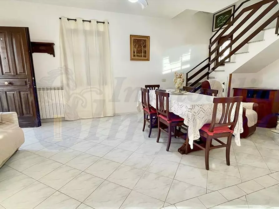 Immagine 6 di Casa indipendente in vendita  in Via Mar Ligure 16/A a Pomezia