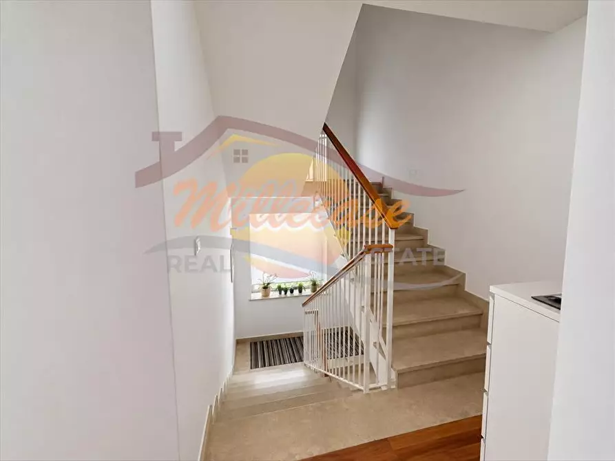 Immagine 5 di Villa in vendita  in VIA LUIGI MONTI a Siracusa
