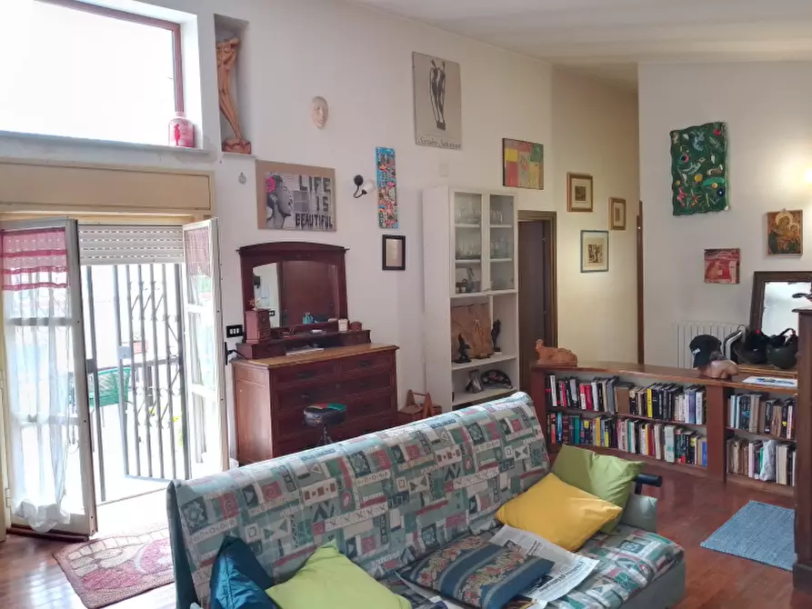 Immagine 12 di Villa in vendita  in Via G. Donizetti a Altofonte