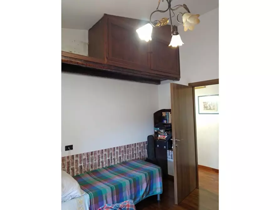 Immagine 17 di Villa in vendita  in Via G. Donizetti a Altofonte