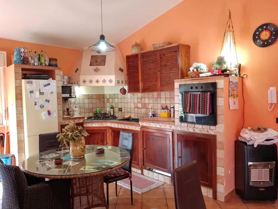 Immagine 24 di Villa in vendita  in Via G. Donizetti a Altofonte