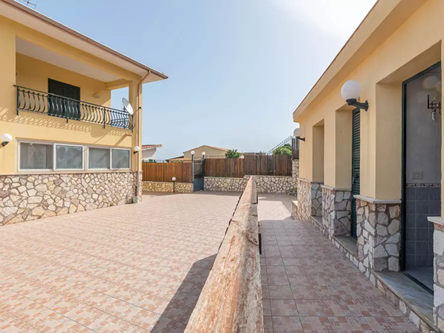 Immagine 2 di Villa in vendita  in Via Piani N 23 a Trabia