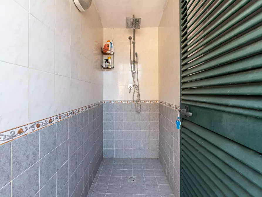 Immagine 14 di Villa in vendita  in Via Piani N 23 a Trabia