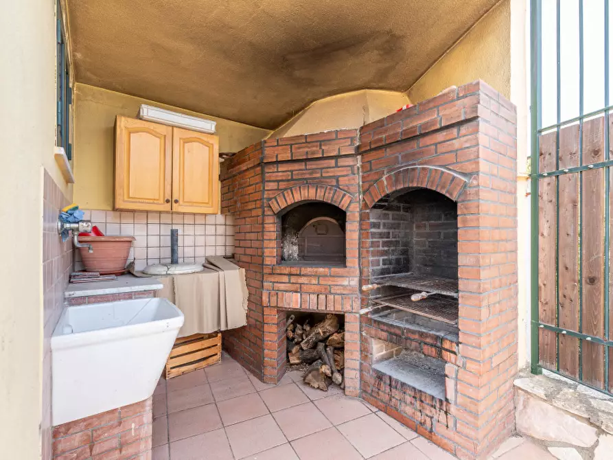 Immagine 15 di Villa in vendita  in Via Piani N 23 a Trabia