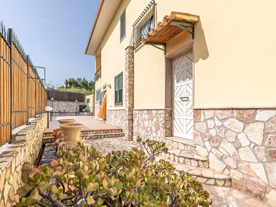 Immagine 18 di Villa in vendita  in Via Piani N 23 a Trabia