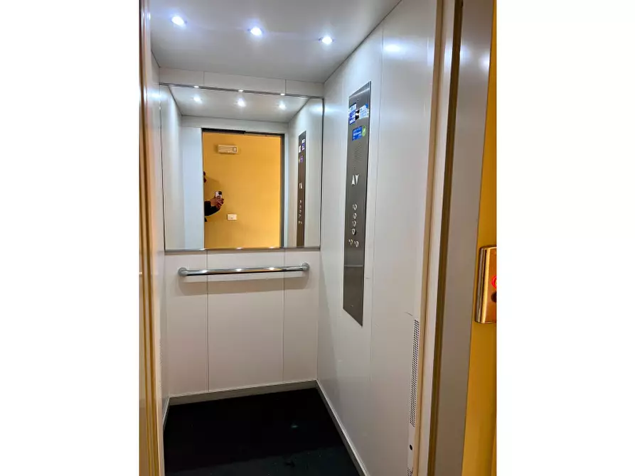 Immagine 5 di Appartamento in vendita  in Fondo Galletti a Palermo