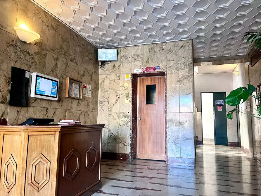 Immagine 6 di Appartamento in vendita  in Piazza Don Luigi Sturzo a Palermo