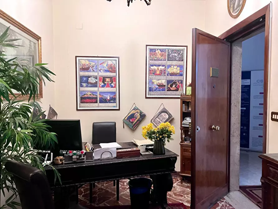 Immagine 16 di Appartamento in vendita  in Piazza Don Luigi Sturzo a Palermo