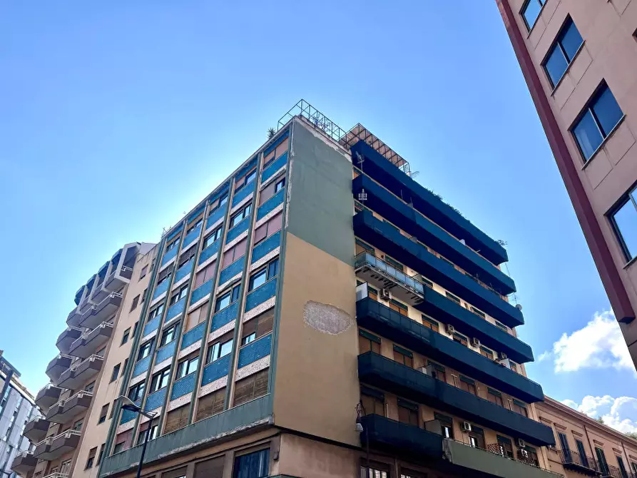 Immagine 4 di Ufficio in vendita  in Piazza Don Luigi Sturzo a Palermo